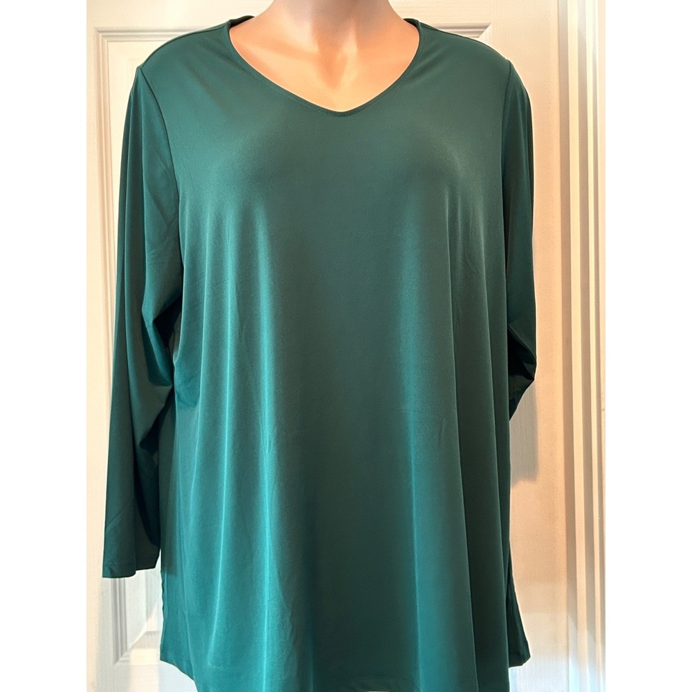 Susan Graver 3X Modern Essentials LongSlv CrewNeck Top Green